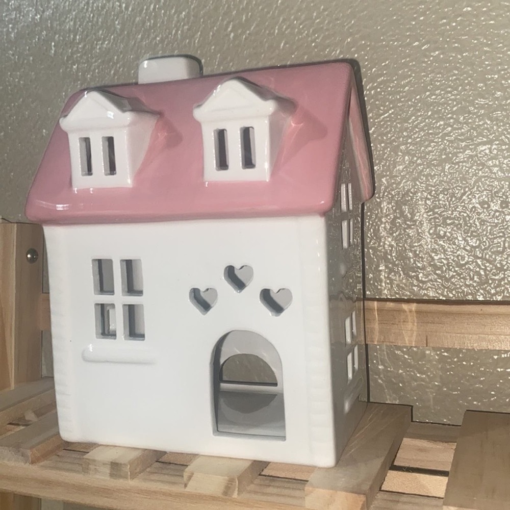 Target Valentine Ceramic Short Building Figurine Pink/White - Spritz - Picture 7 of 10